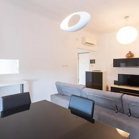 Ampio Bilocale Dateo - Mirable Pm Appartement *