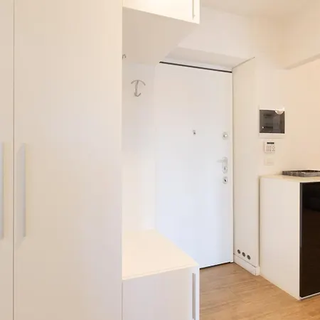 Ampio Bilocale Dateo - Mirable Pm Appartement